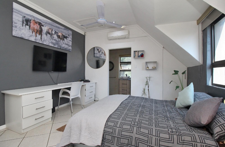 5 Bedroom Property for Sale in High Riding Country Estate Western Cape